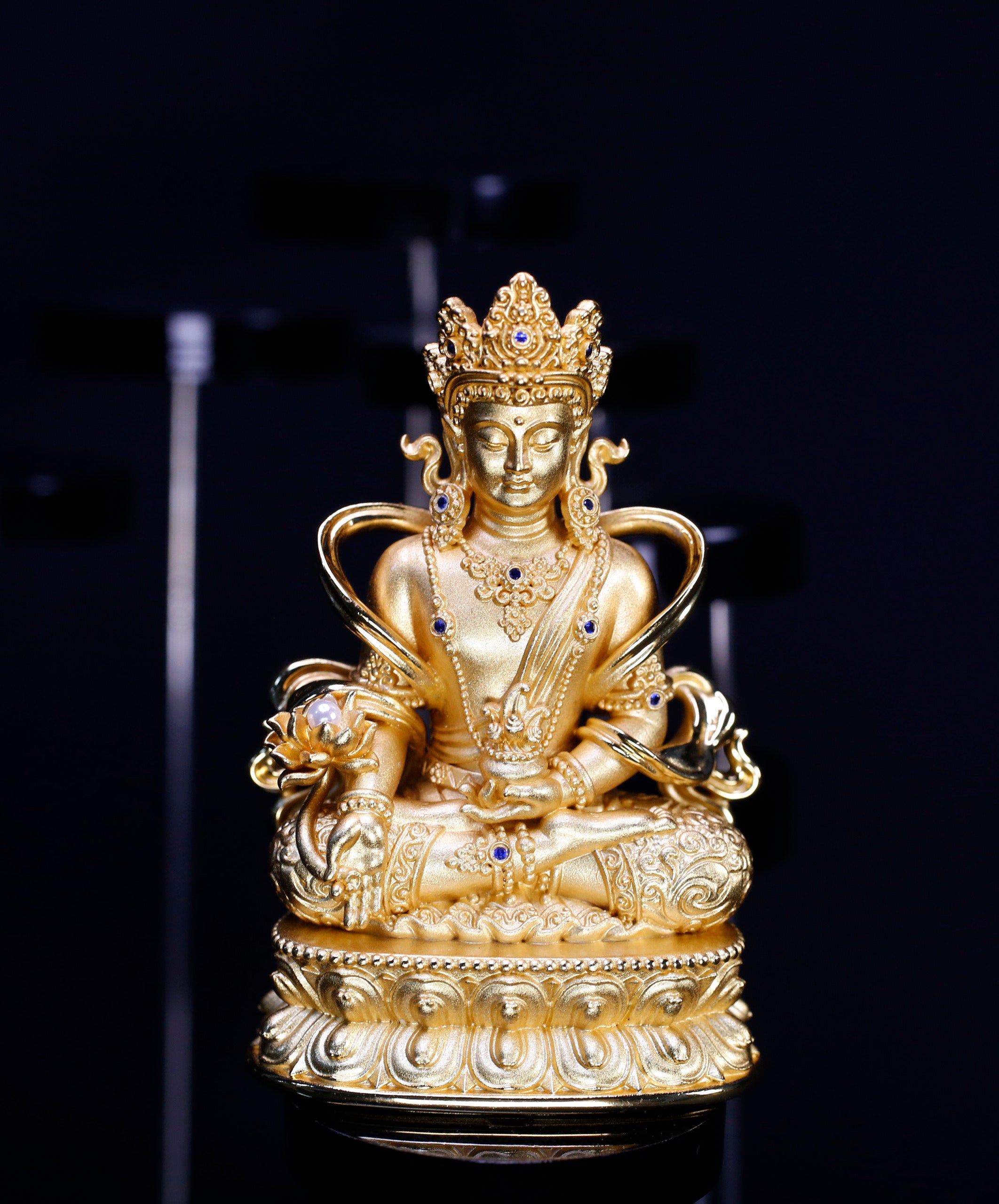 Devotional Statue · Medicine Buddha (Bhaiṣajyaguru) · Copper, Gilt · Henrrison · LCA 2326